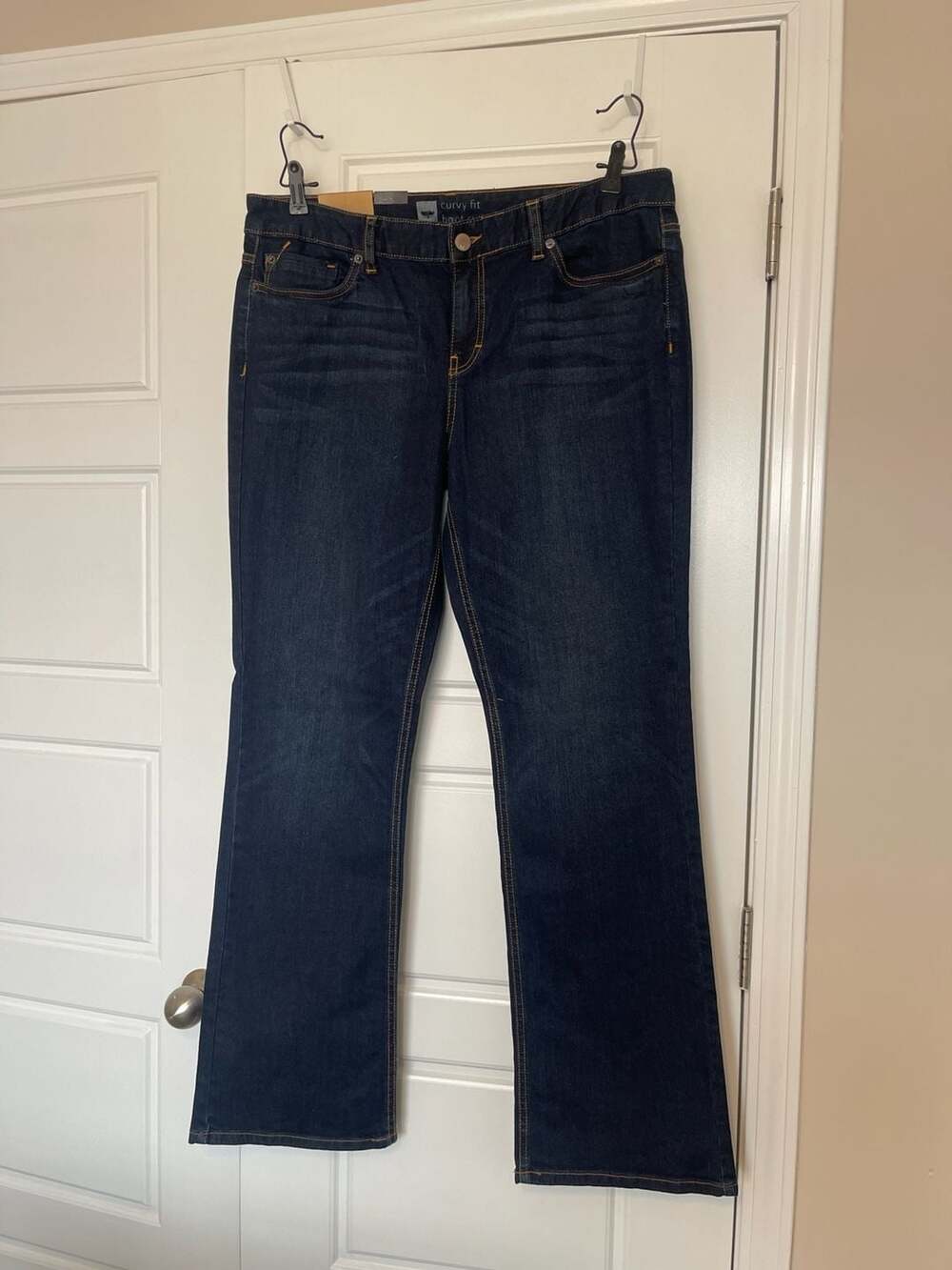 Mossimo Supply Co. Women's Curvy Fit Boot Cut Jeans Size 16R Dark Wash